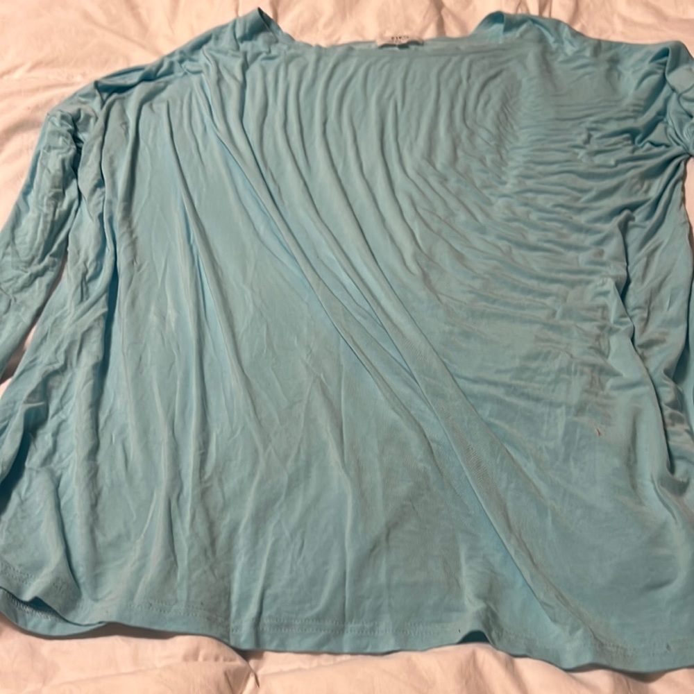 Piko size Large blue long sleeve basic top